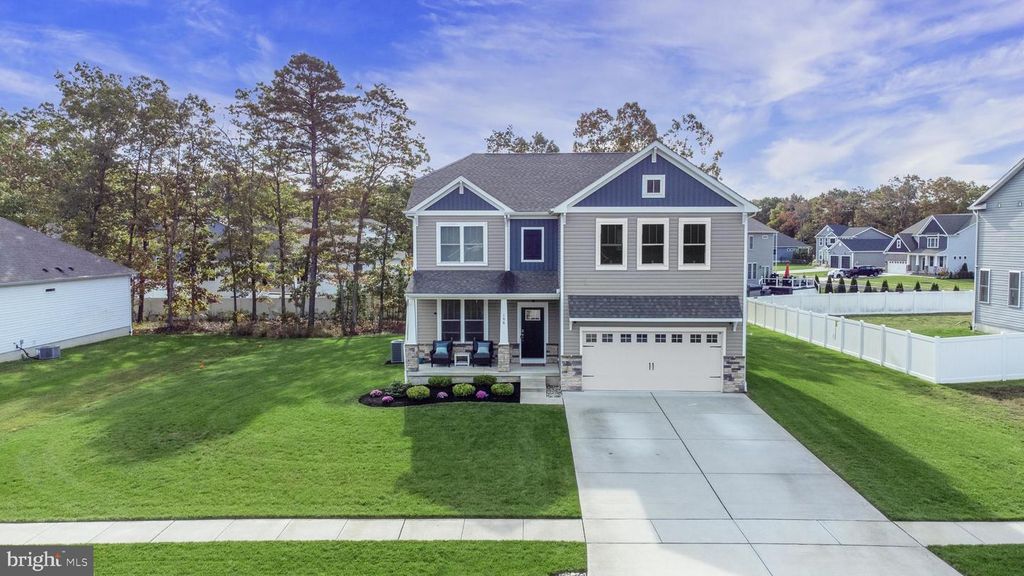 106 LAQUINTA DR, Egg Harbor Township, NJ 08234