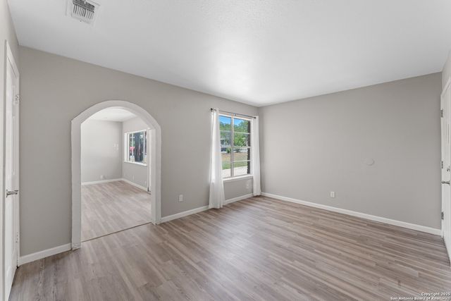 122 Zeuty, San Antonio, TX 78227