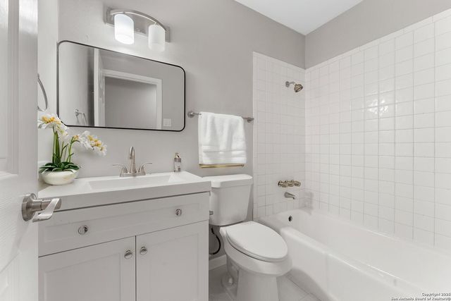 122 Zeuty, San Antonio, TX 78227
