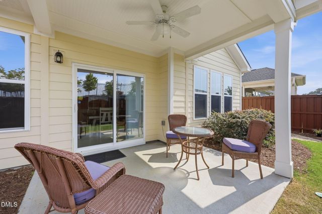 86 Flanders Lane, Clayton, NC 27520