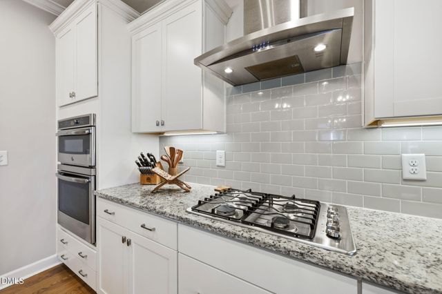 86 Flanders Lane, Clayton, NC 27520