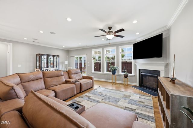 86 Flanders Lane, Clayton, NC 27520