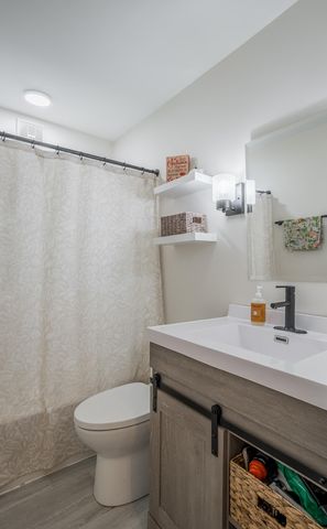 1029 S Mayfair Road 1029 S Mayfair Road, Troy, OH 45373