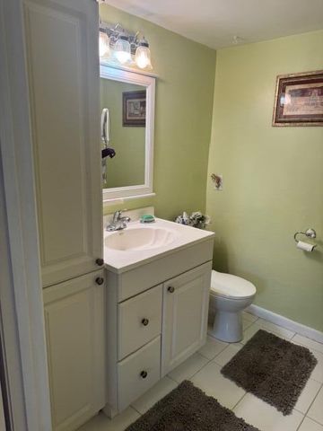 409 Pine Glen Lane A-1, Greenacres, FL 33463