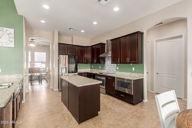 22603 W LAURA Street, Wittmann, AZ 85361