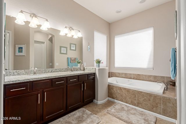 22603 W LAURA Street, Wittmann, AZ 85361