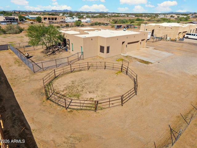 22603 W LAURA Street, Wittmann, AZ 85361