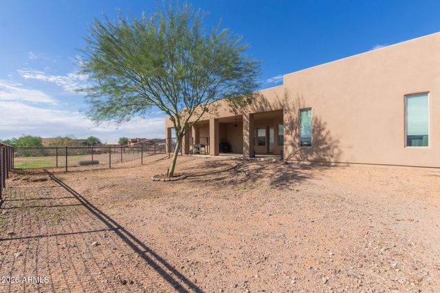 22603 W LAURA Street, Wittmann, AZ 85361