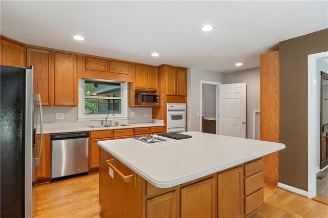 4674 Sharon Valley Court, Atlanta, GA 30360