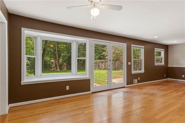 4674 Sharon Valley Court, Atlanta, GA 30360
