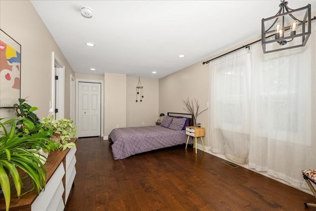 374 South St, Northampton, MA 01060
