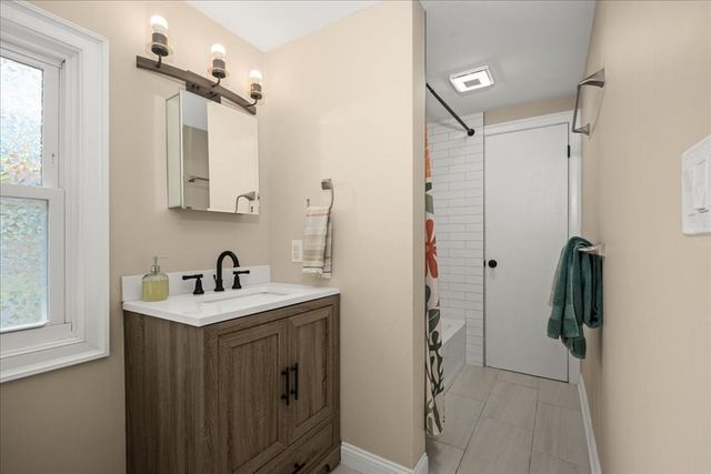 374 South St, Northampton, MA 01060