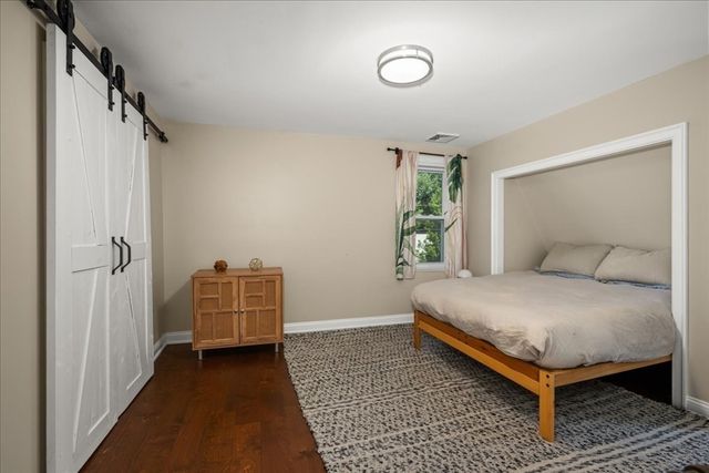 374 South St, Northampton, MA 01060