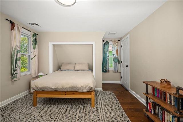 374 South St, Northampton, MA 01060