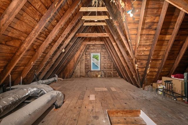 374 South St, Northampton, MA 01060