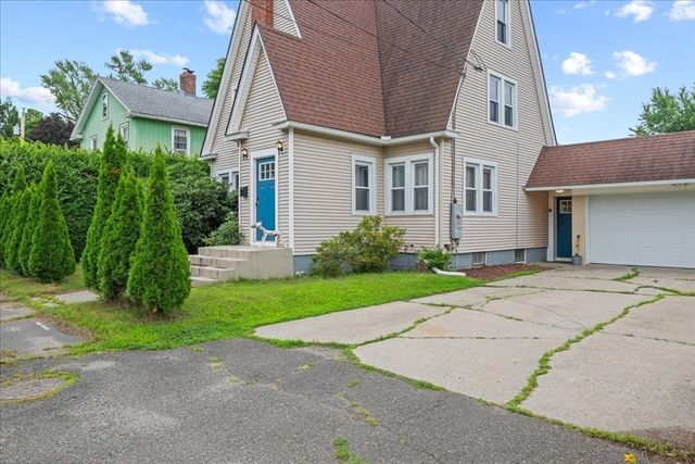 374 South St, Northampton, MA 01060
