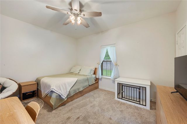 613 Townplace Drive, College Station, TX 77840