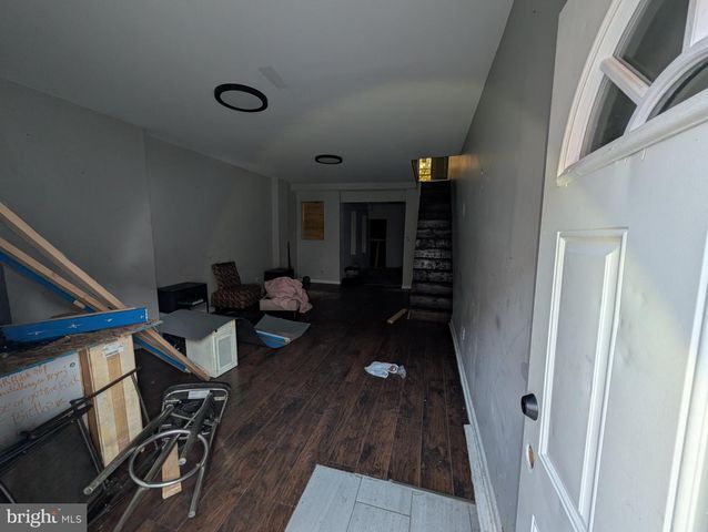 1723 N LECOUNT ST, Philadelphia, PA 19121