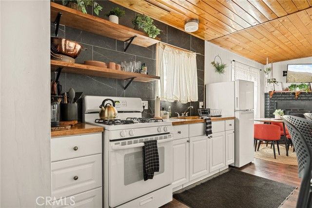 221 Angeles, Other - See Remarks, CA 92314