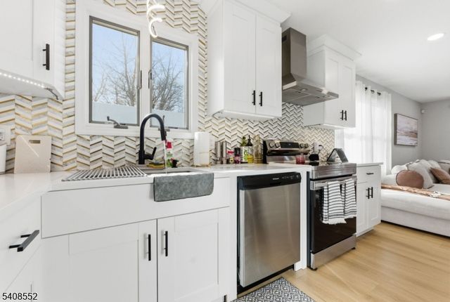 408 Main St, Hope Twp., NJ 07825