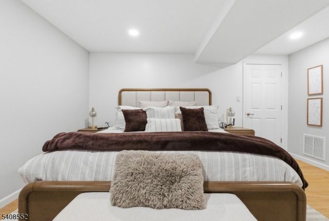 408 Main St, Hope Twp., NJ 07825