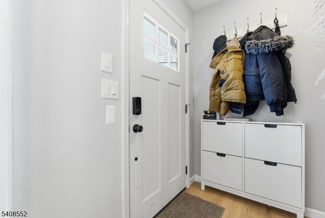 408 Main St, Hope Twp., NJ 07825