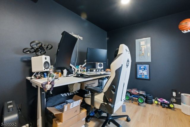 408 Main St, Hope Twp., NJ 07825