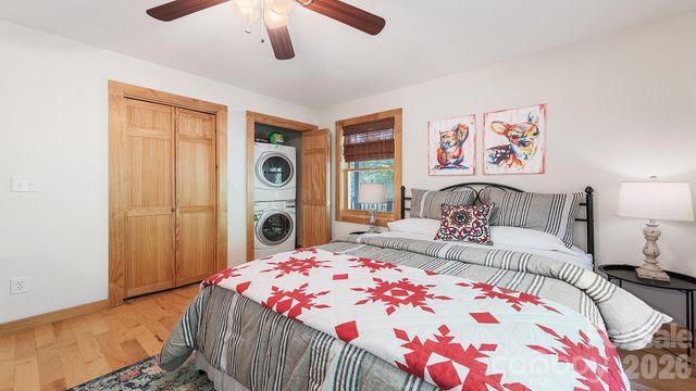 616 Appaloosa Trail, Waynesville, NC 28785