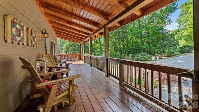 616 Appaloosa Trail, Waynesville, NC 28785