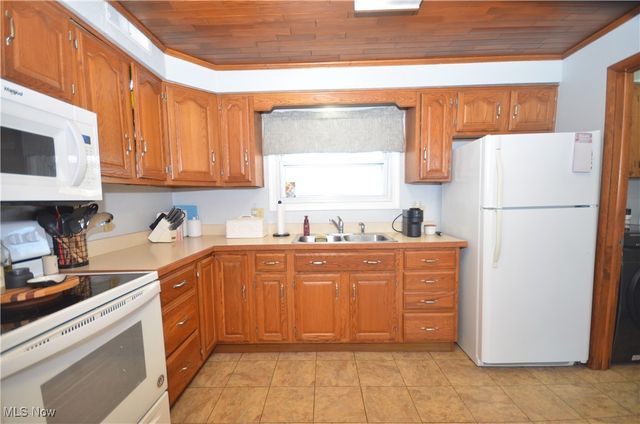 3095 Prior Drive, Cuyahoga Falls, OH 44223