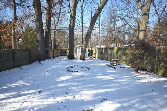 3095 Prior Drive, Cuyahoga Falls, OH 44223