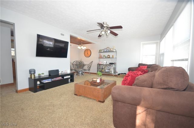 3095 Prior Drive, Cuyahoga Falls, OH 44223