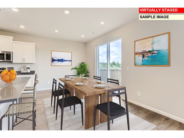 2626 Mount Saint Helens Ave Se, Salem, OR 97302