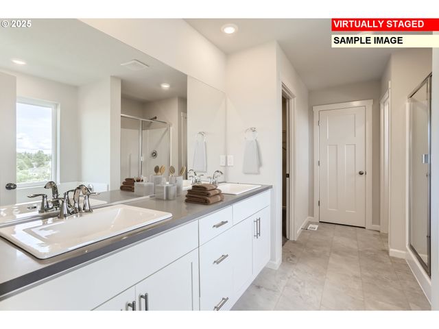 2626 Mount Saint Helens Ave Se, Salem, OR 97302