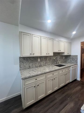 2998 NW 48th Ter 434, Lauderdale Lakes, FL 33313