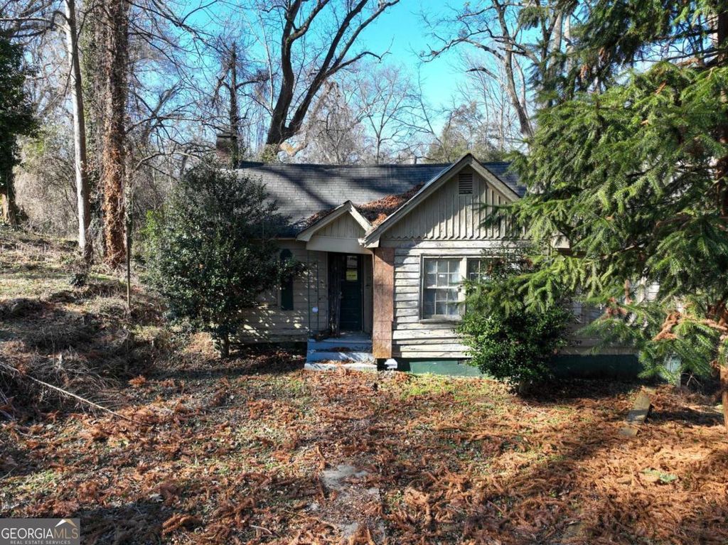 750 Matilda Place NW, Atlanta, GA 30318