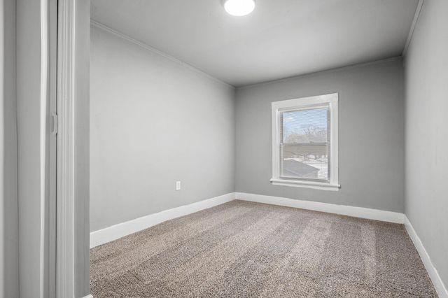 565 Jackson Street, Gary, IN 46402