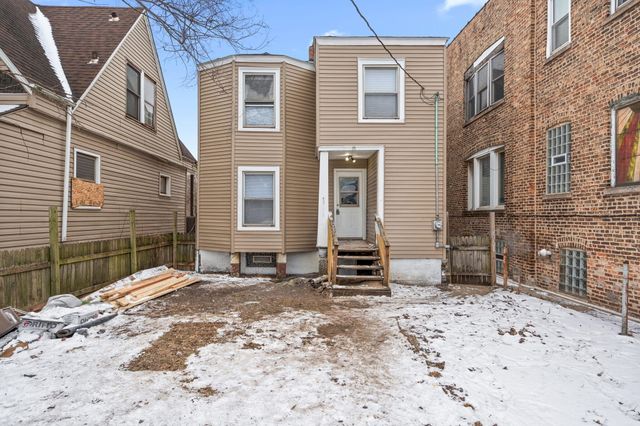 565 Jackson Street, Gary, IN 46402