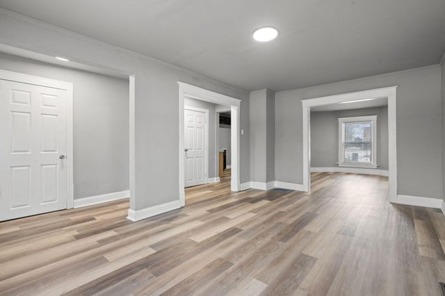 565 Jackson Street, Gary, IN 46402