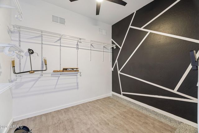 2732 E Hillery Drive, Phoenix, AZ 85032