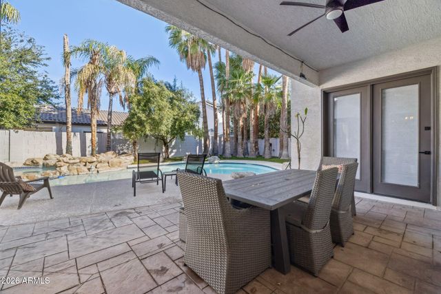 2732 E Hillery Drive, Phoenix, AZ 85032