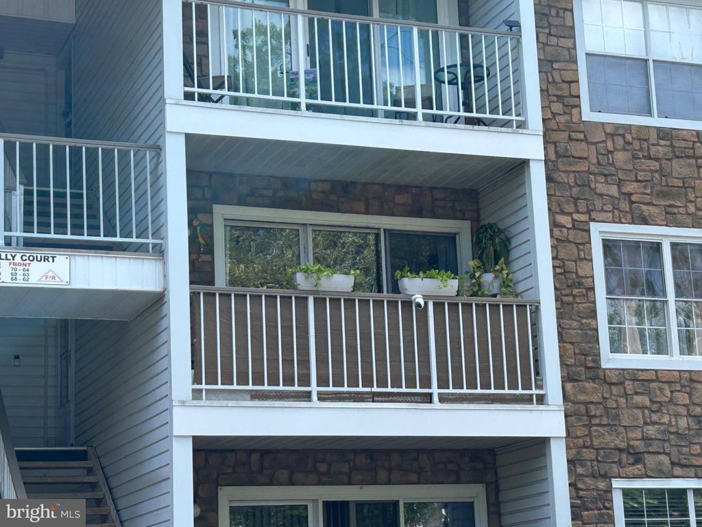 63 HOLLY, TRENTON, NJ 08619 — exterior