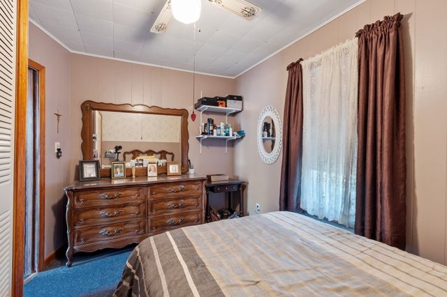 25 Herbert St, Everett, MA 02149