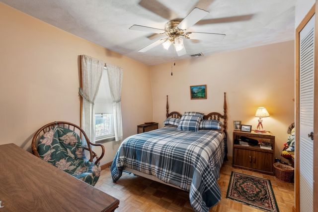 25 Herbert St, Everett, MA 02149