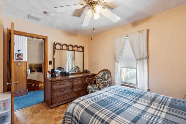 25 Herbert St, Everett, MA 02149