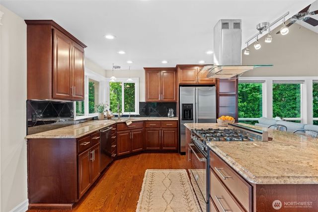 13221 3rd Avenue Ct NW, Gig Harbor, WA 98332