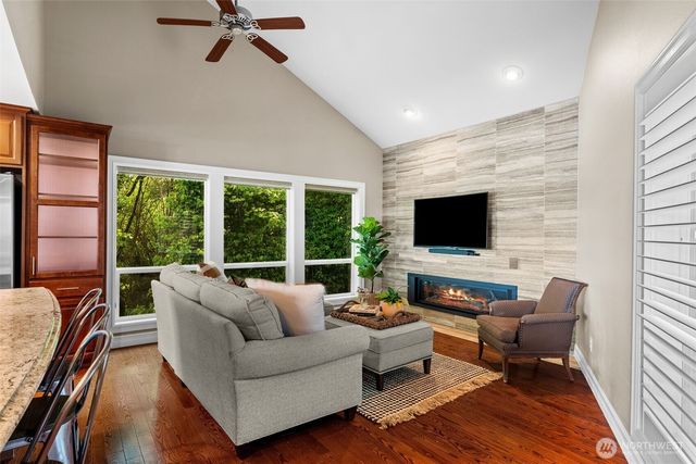 13221 3rd Avenue Ct NW, Gig Harbor, WA 98332