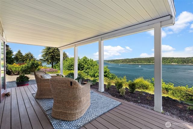 13221 3rd Avenue Ct NW, Gig Harbor, WA 98332