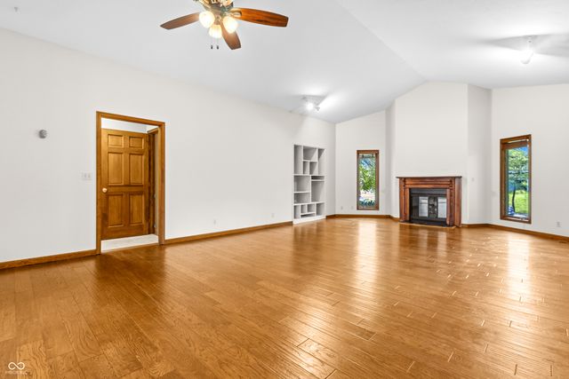 804 W 8th Street, Seymour, IN 47274