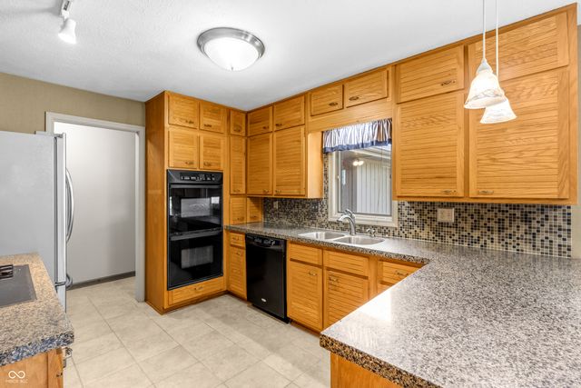 804 W 8th Street, Seymour, IN 47274